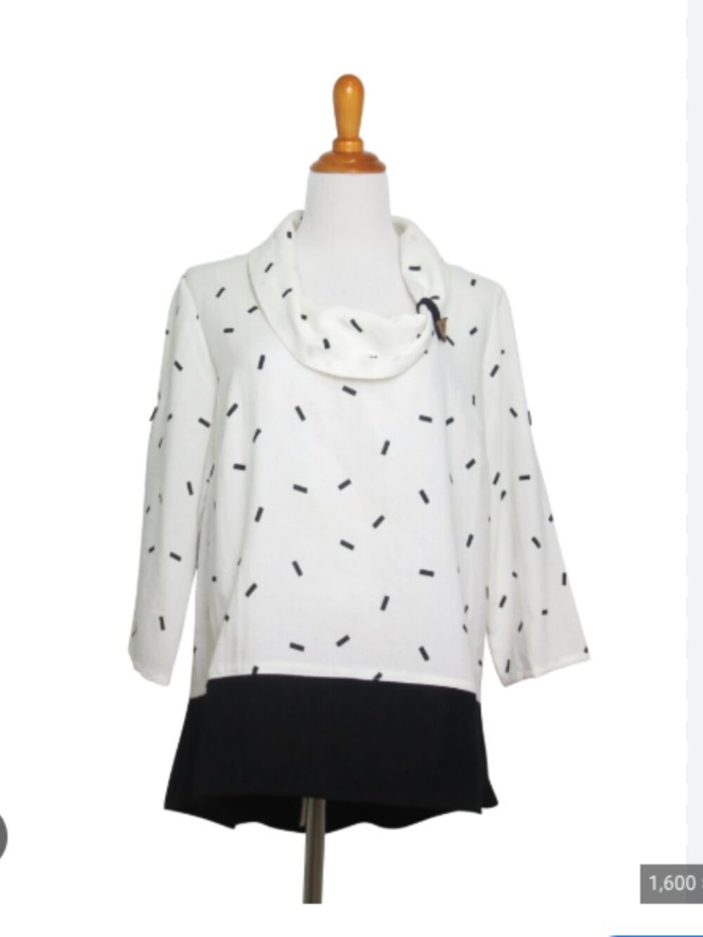 Ali Miles White and Black Printed Cowl-Neck Blouse